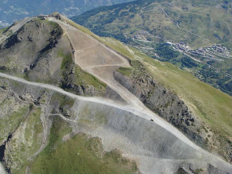 K Les quads ont parcouru la montagne .JPG